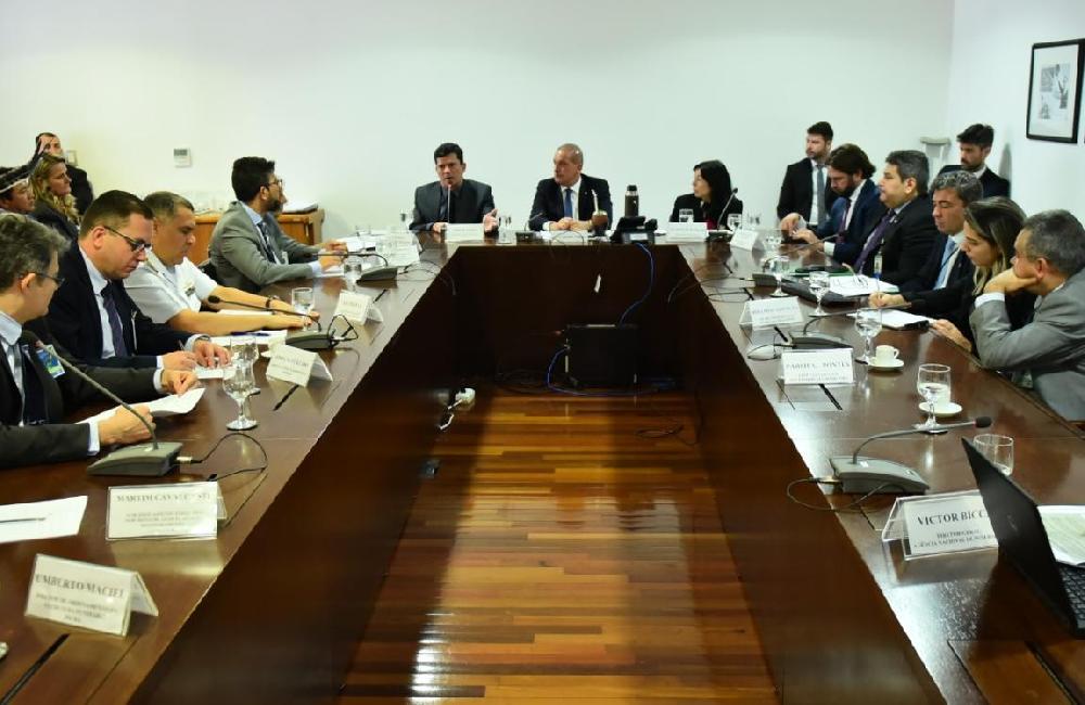 GOVERNO VAI ACELERAR PROCESSOS DE OUTORGA MINERAL E ANUNCIA REGULAMENTAÇÃO EM TERRA INDÍGENA