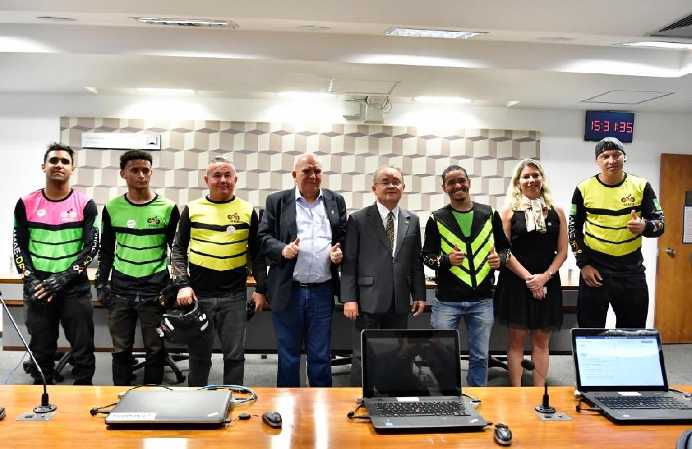 SENADO APROVA O DIA DO MOTOCICLISTA PROFISSIONAL