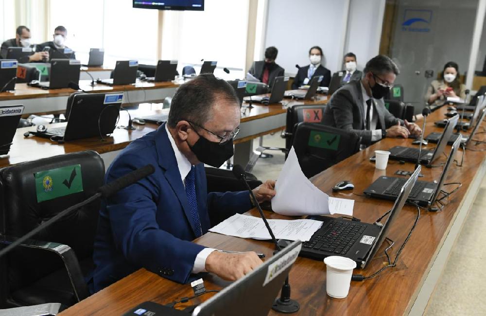 SENADOR ZEQUINHA MARINHO DEFENDE FERROGRÃO E DESTACA POTENCIAL LOGÍSTICO DO PARÁ